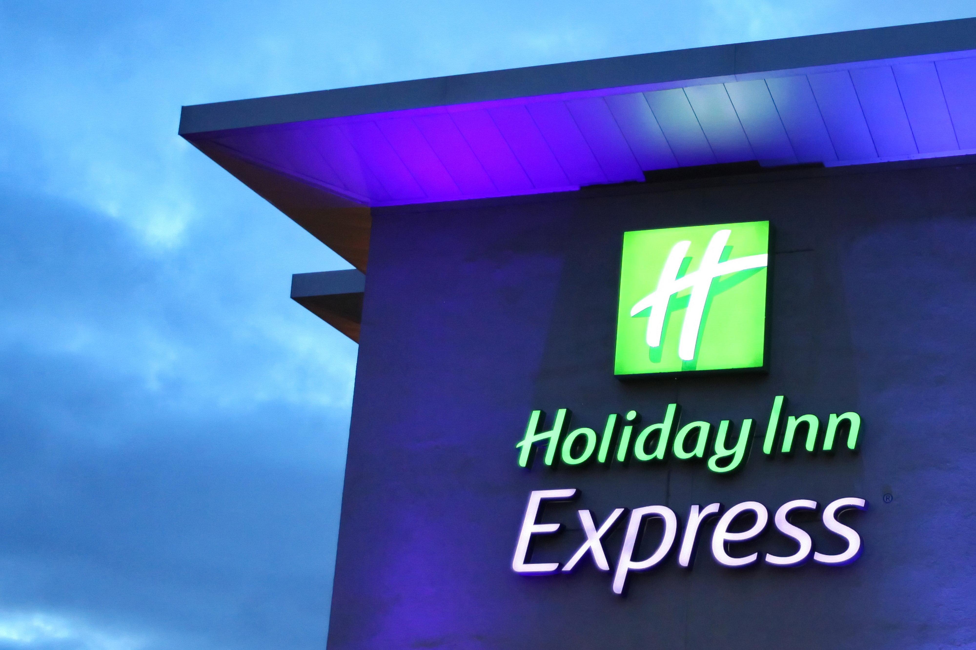 Holiday Inn Express Birmingham Redditch, An Ihg Hotel Exterior photo
